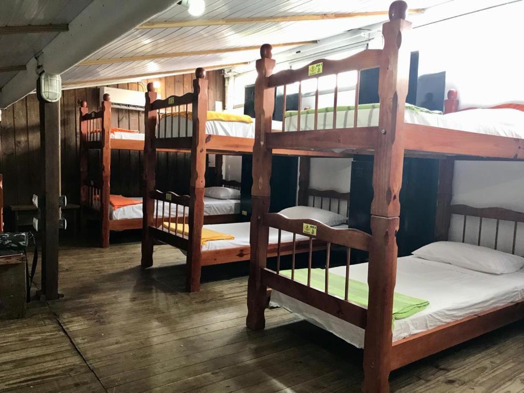 Hostel Banana House Bombinhas Extérieur photo